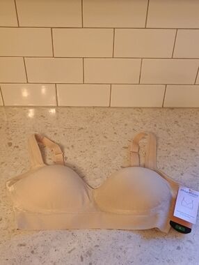 NWT Woman's Large Shapermint Nude Seamless Comfort Bra